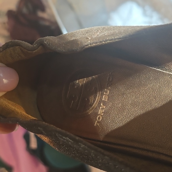 Tory Burch ballet flats, bronze with gold metal logo on front. - Picture 3 of 3